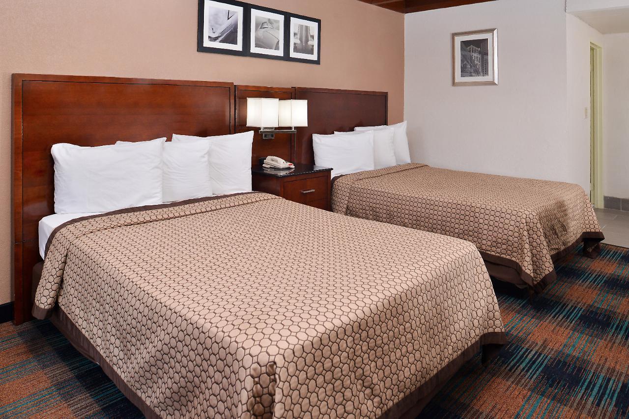 Americas Best Value Inn Augusta Historic Downtown Exterior foto