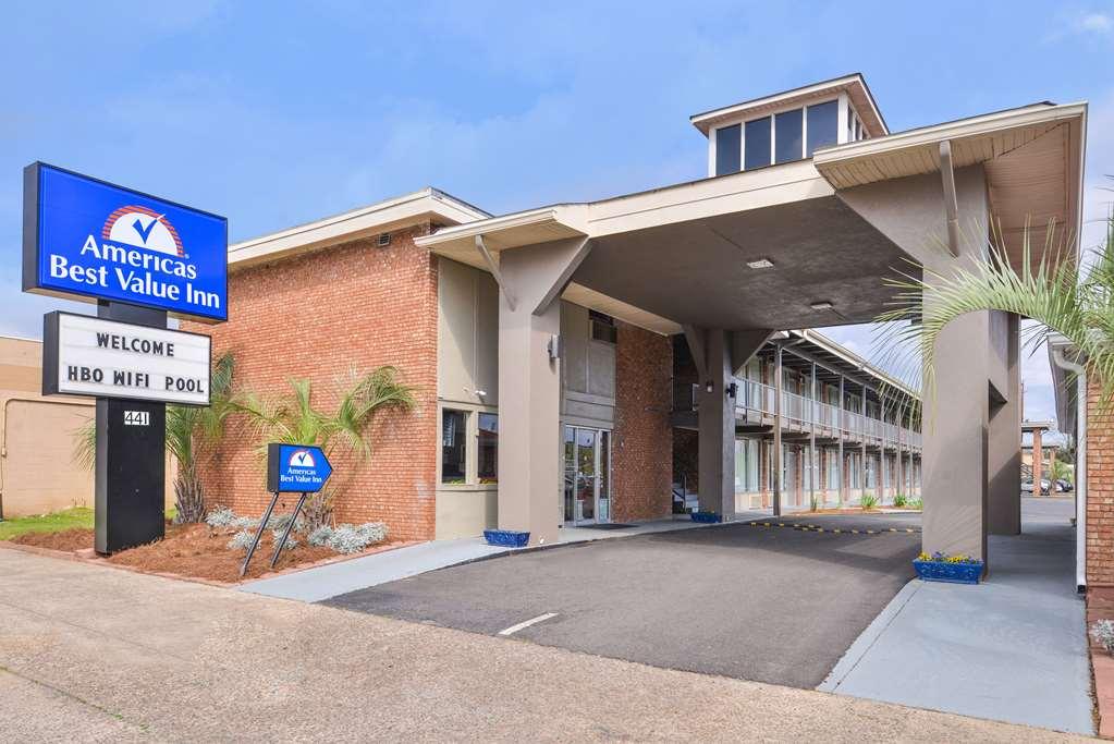 Americas Best Value Inn Augusta Historic Downtown Exterior foto